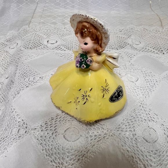 Vintage Josef Originals Figurines, August Doll of the Month, Vintage Figurines - Picture 6 of 10